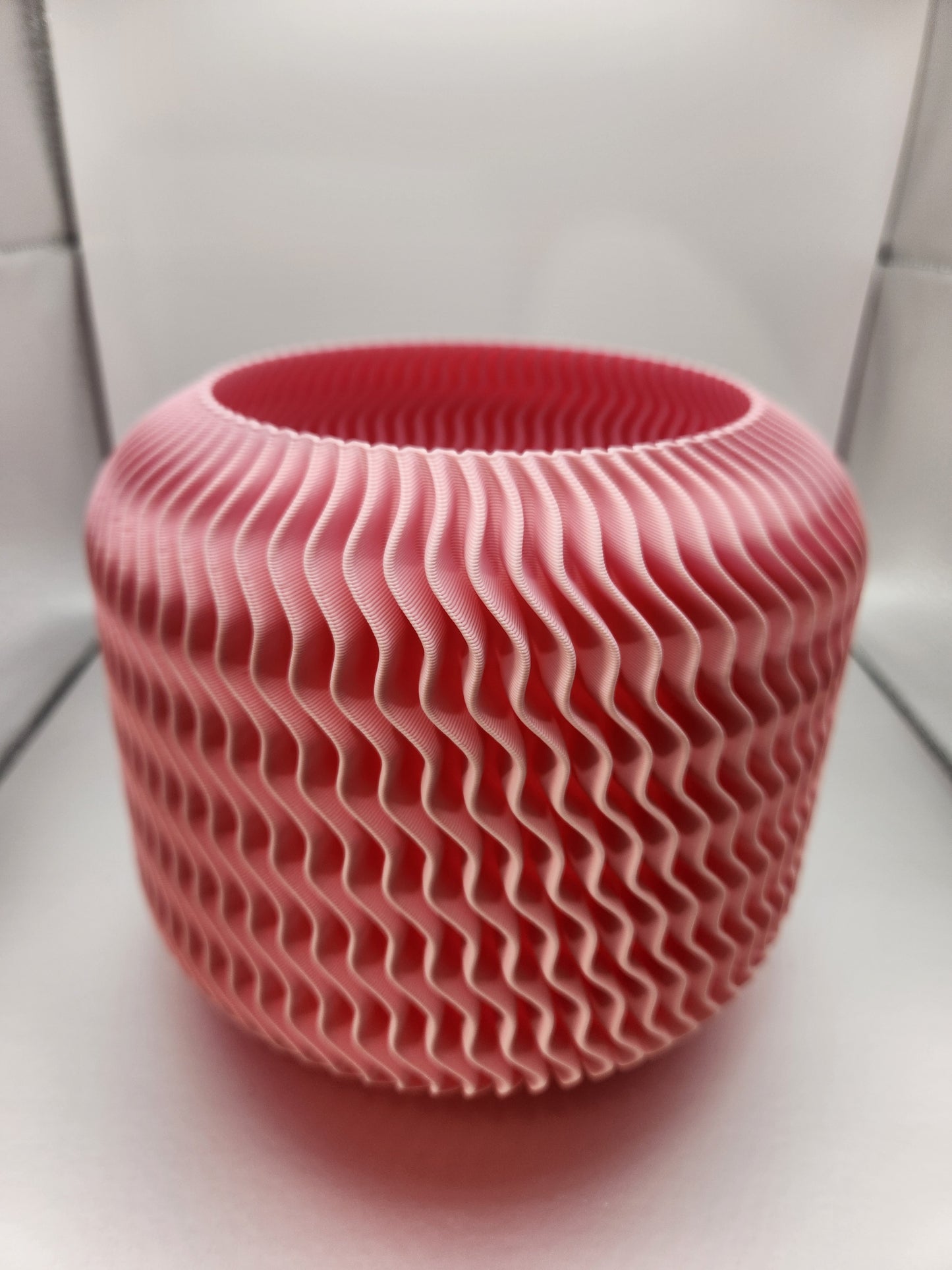 Malibu Pot designed by Lu Cop