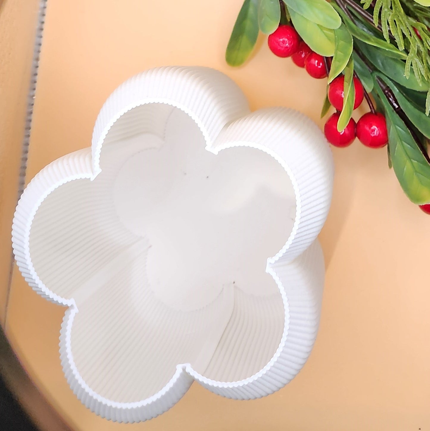 Caribe Pot designed by Lu Cop