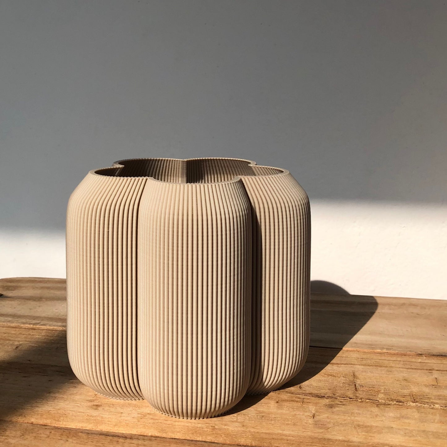 Caribe Pot designed by Lu Cop